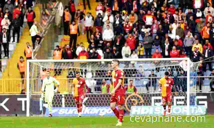 Galatasaray'da Düşüş Sürüyor: Okan Buruk'tan Çözüm Bekleniyor!