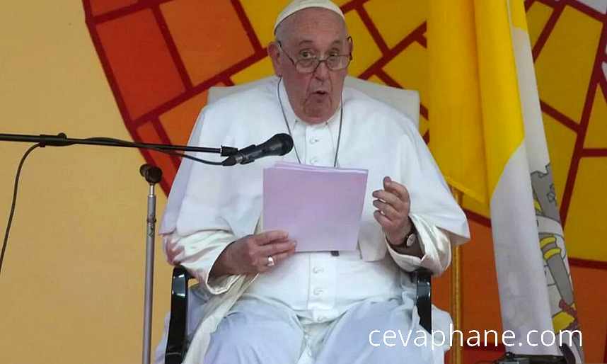 Papa Francis Solunum Krizi Sonrası Dinleniyor: Vatikan'dan Açıklama