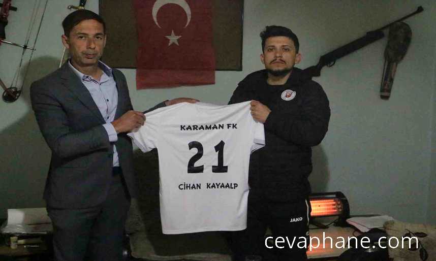 Diyarbakır'da İftar Sofrasında Futbol Dostluğu