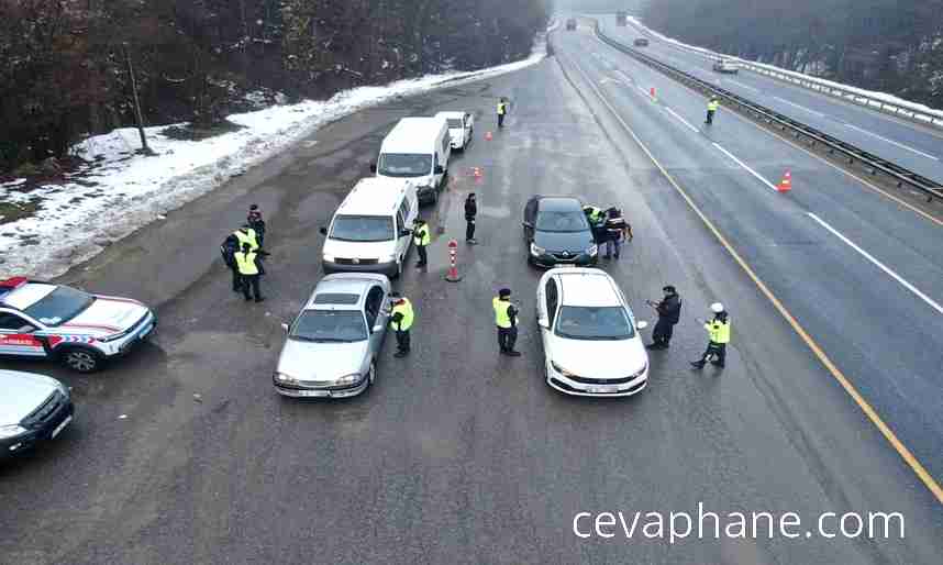 Düzce'de Trafik Denetimleri: 185 Araç Trafikten Men Edildi