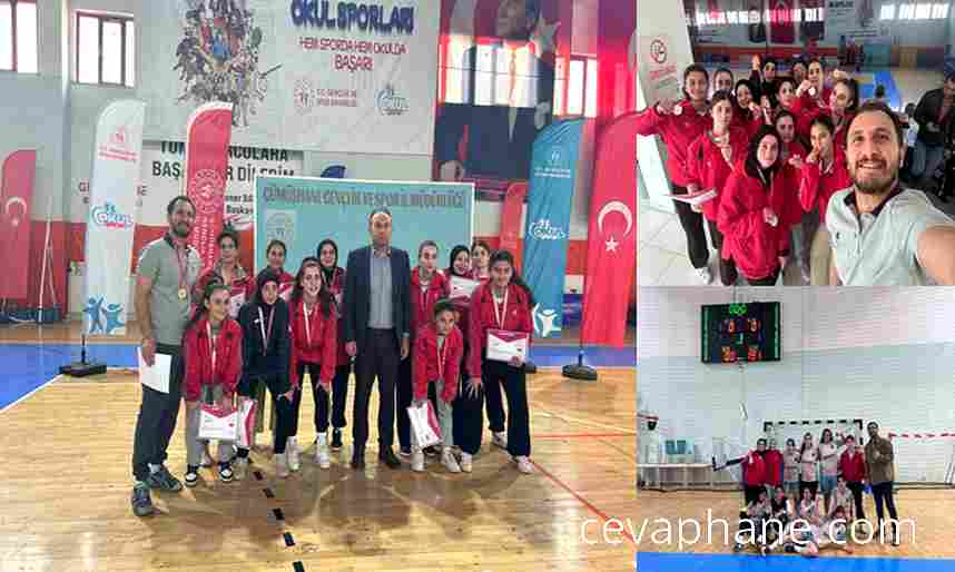 Rekabet Kurumu Kız Anadolu Lisesi Futsal Takımı Yarı Finalde