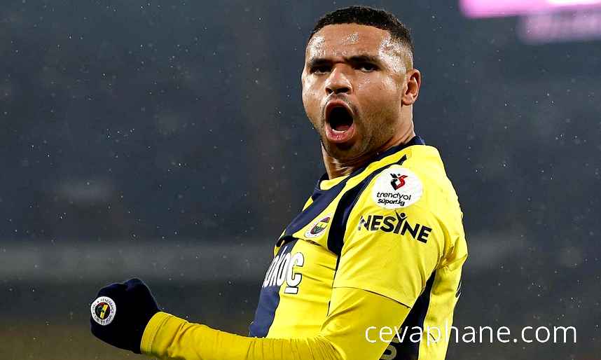 En-Nesyri'den Rekor: Fenerbahçe Tarihine Geçti!