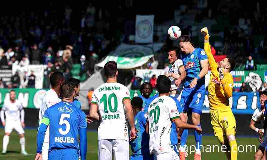 Çaykur Rizespor, Alanyaspor'u 3 Golle Geçti