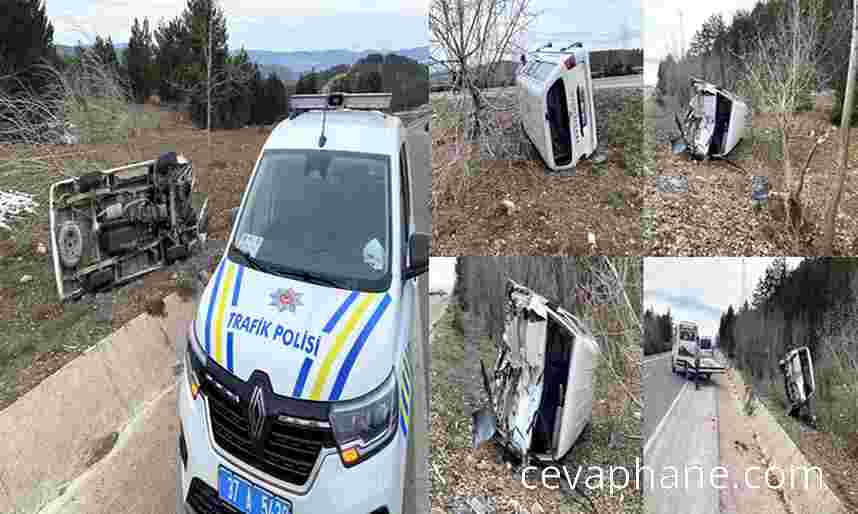 Kastamonu'da Minibüs Kazası: 3 Yaralı