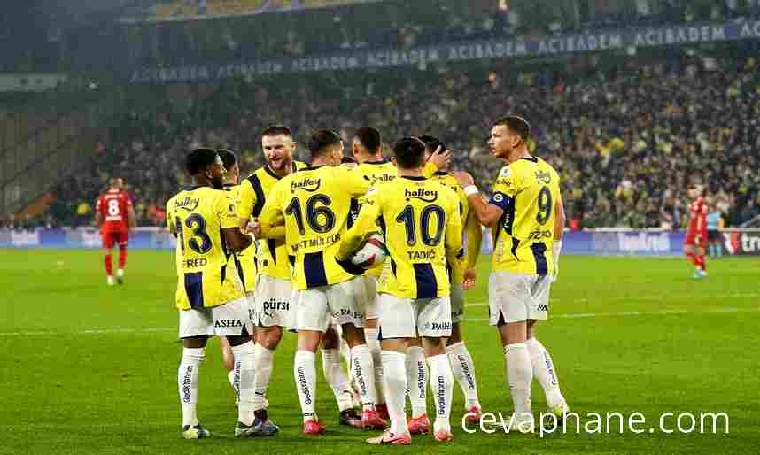 Fenerbahçe Kadıköy'de Coşuyor: Üst Üste 9. Galibiyet!