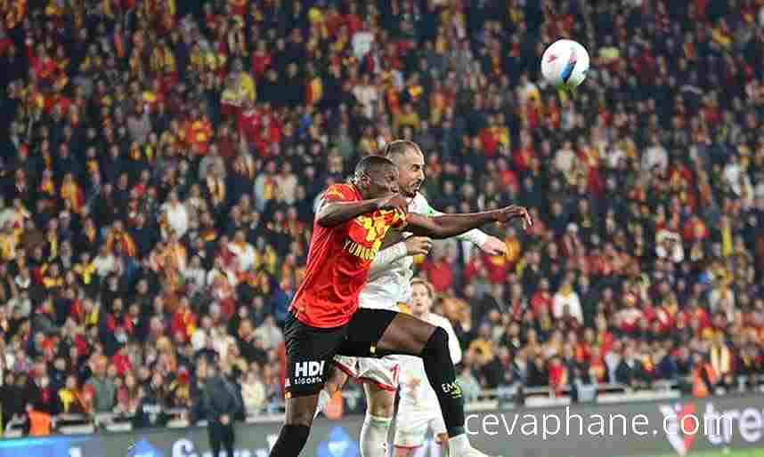 Göztepe ve Samsunspor Arasındaki Heyecan Dolu Maç 2-2 Beraberlikle Sonuçlandı